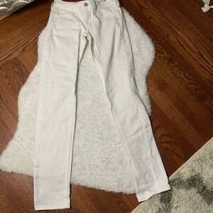 Arizona Women’s White Super Skinny Slim Fit Jeans Size 1 EUC